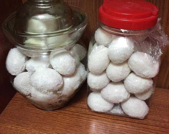 阿嬤30年醃咸鴨蛋秘方，關鍵就是中間這2歩，做一罐吃10天，4步就做好，香的流油！ 