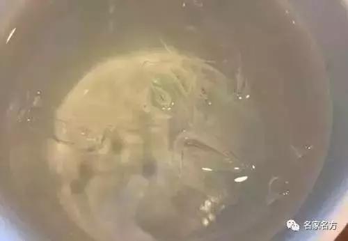 這樣喝水毀肝腎！喝水十不要，最後一點尤其重要！