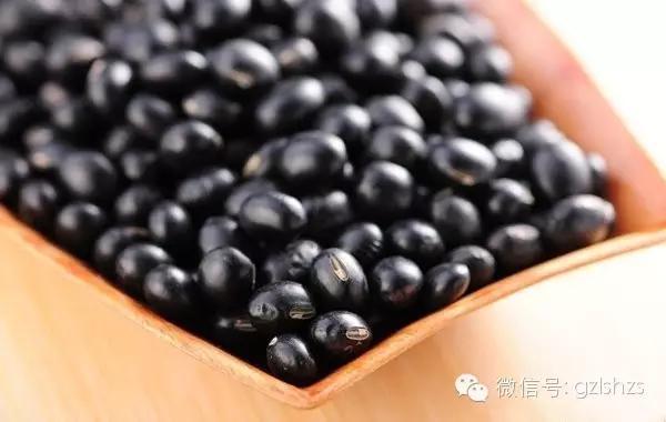 如何「避免痛風」終於有解！方法居然出乎意料的簡單，人人都能做到！ 