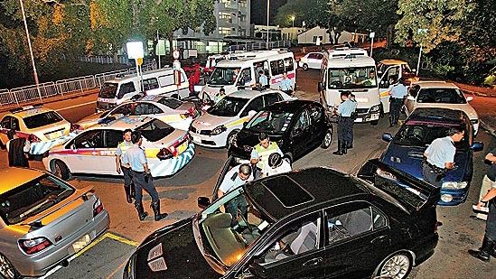 反非法賽車行動 場面壯觀 