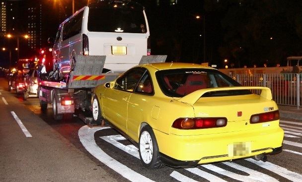 反非法賽車行動 場面壯觀 