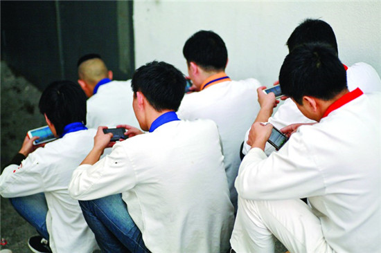 拿著獎金混日子？教你一招搞掂老油條！