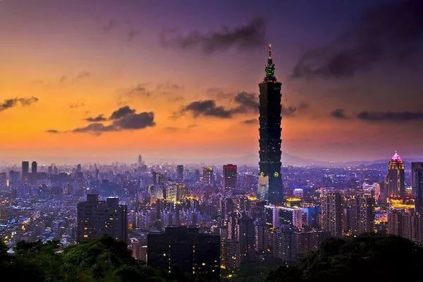 台灣的隱秘的美景 美不勝收