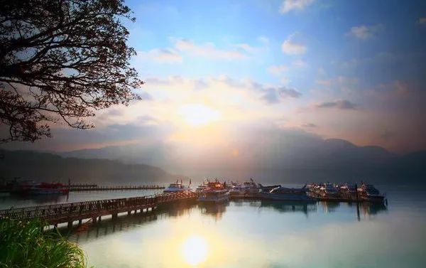 台灣的隱秘的美景 美不勝收