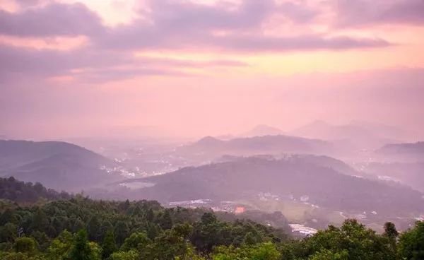 台灣的隱秘的美景 美不勝收