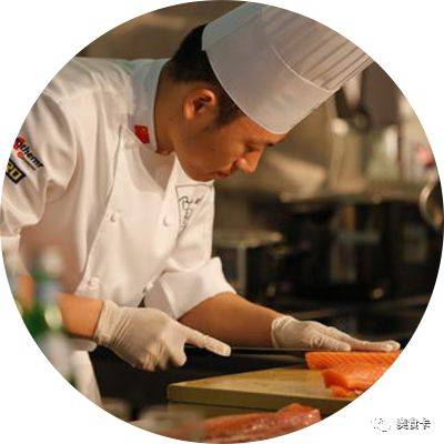 好老闆會告訴廚師：做廚師的確辛苦-美食頻道-手機搜狐