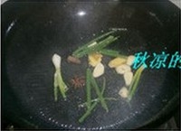 酸甜菠蘿排骨 ！ 吃了一口又一口！！ 