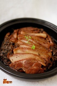 媽媽家傳的梅菜扣肉 ！包你百吃不厭！