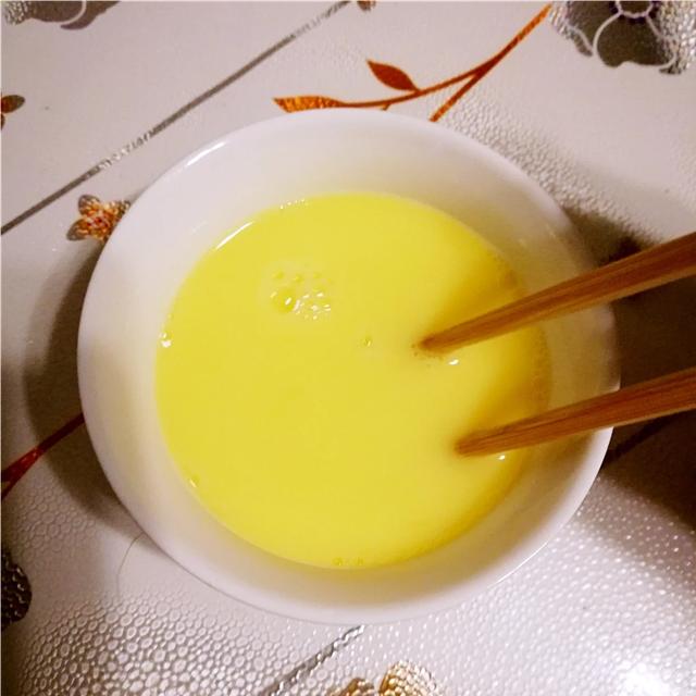 如何蒸出平滑如鏡的雞蛋羹？！
