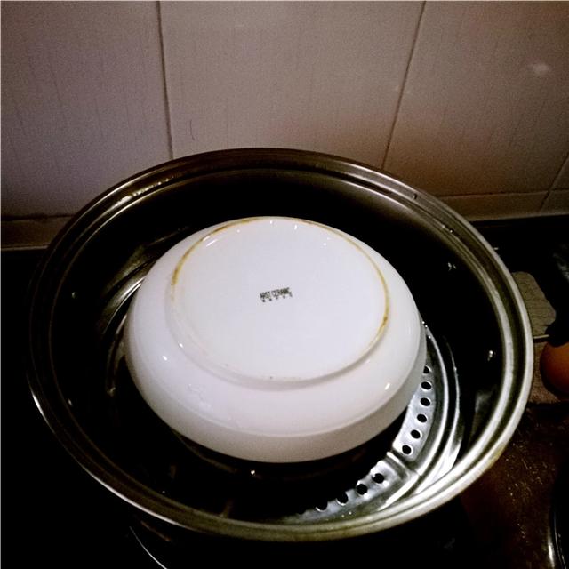 如何蒸出平滑如鏡的雞蛋羹？！
