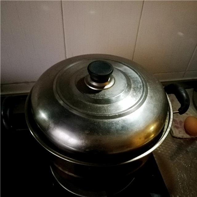 如何蒸出平滑如鏡的雞蛋羹？！