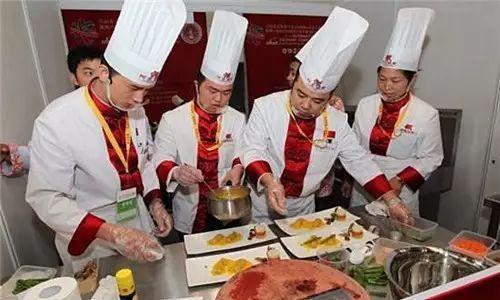 廚師自己開飯店當老闆容易虧本，問題都出在這