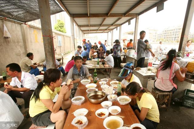 廚師自己開飯店當老闆容易虧本，問題都出在這