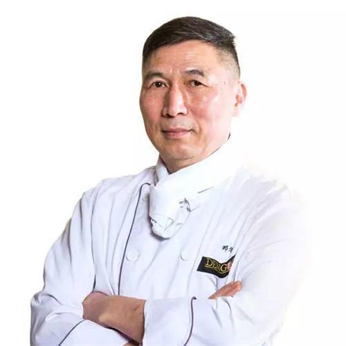 為了正名川菜，他不惜與食客為敵