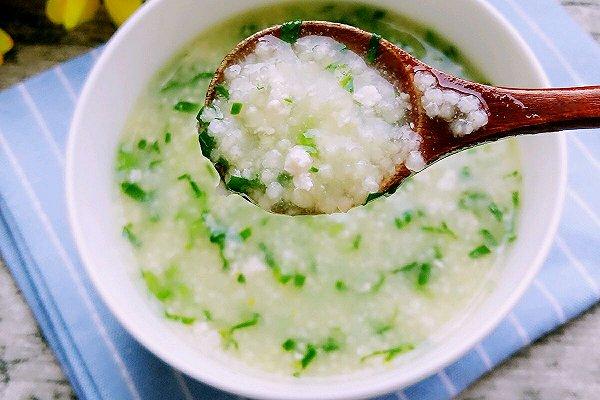 夏天吃生冷容易胃脹氣？來點養生粥，比吃藥都好使！