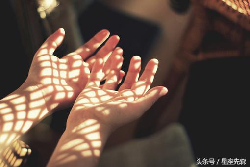 秒回信息，愛很熱烈從不厭煩的四大星座