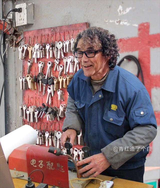 漫威英雄換上古裝無違和　《復仇者聯盟客棧》害大家笑到趴