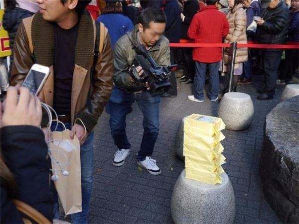 日本男子任性揮霍「100萬存款」買了5000張「刮刮樂」！得到的結果竟然讓人跌破眼睛！