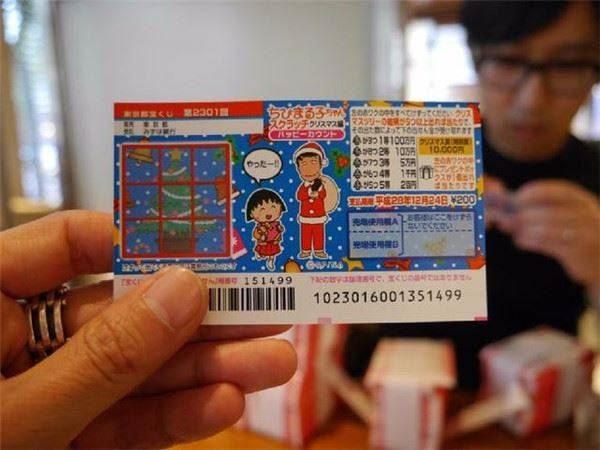 日本男子任性揮霍「100萬存款」買了5000張「刮刮樂」！得到的結果竟然讓人跌破眼睛！