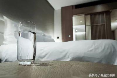 45歲後，防病「黃金期」，每天做好「5個字」，離長壽更近一步
