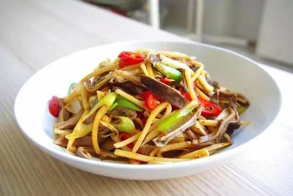 吃一餐刮三天油，還能降三高，太神了！現在吃它正當時~