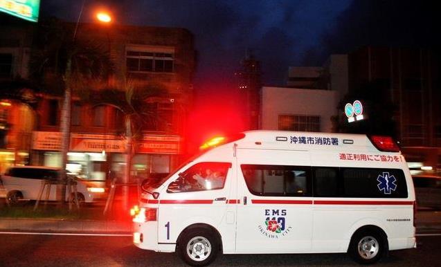 21歲女大學生腹痛難忍，救護車剛到急診室，父母痛哭不要搶救了！