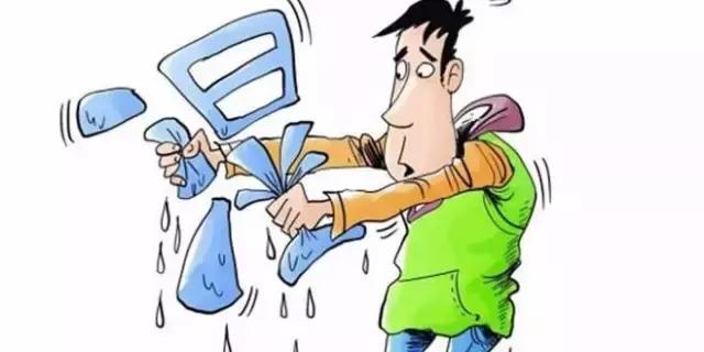 5月「兩個穴位」一按濕氣跑光光，跟水腫腳氣說掰掰！ 