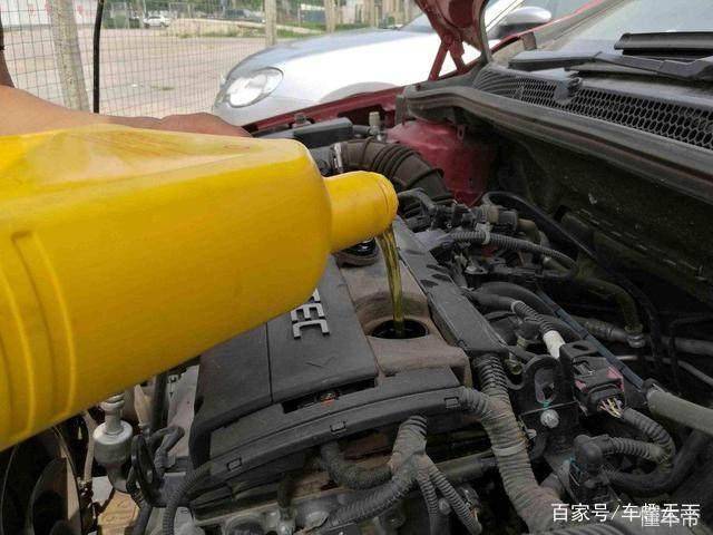 汽車開久了，噪音大的想砸車？教你一笨方法，瞬間讓愛車鴉雀無聲