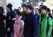 胡杏兒全家生活照，當看到這一刻，網友直呼當初離開黃宗澤是對的
