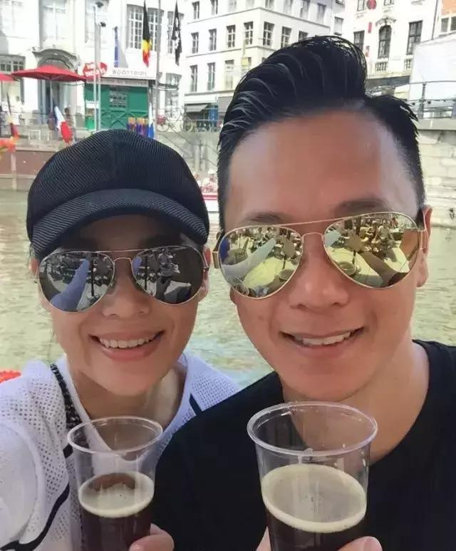 胡杏兒全家生活照，當看到這一刻，網友直呼當初離開黃宗澤是對的