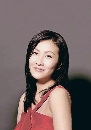 曾是TVB四大花旦之一，婚變後再遇老公破產