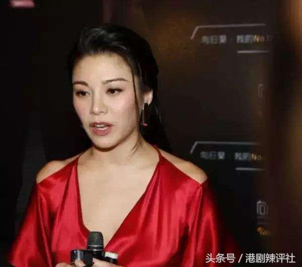 39歲廖碧兒公開認愛，可這個新男友不止離過婚，還背負過億債務