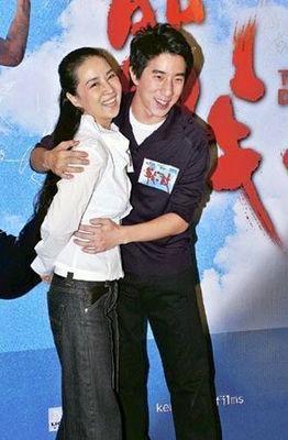 明星母子照大曝光，第五張無人可超越，林心如的婆婆驚為天人 