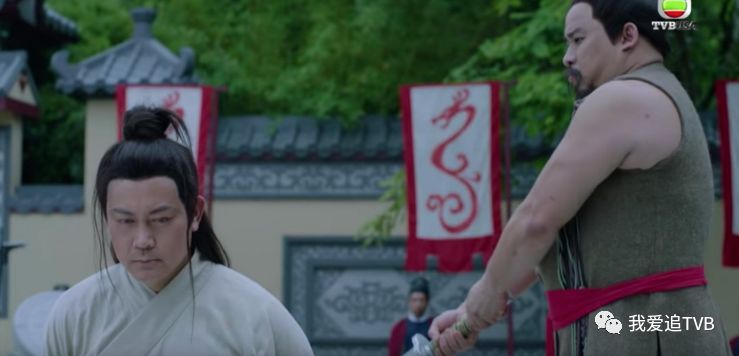 她44歲《深宮計》演「太平公主」下場悲慘，曾與導演王晶有超火辣場面，拍寫真更是噴血！ 
