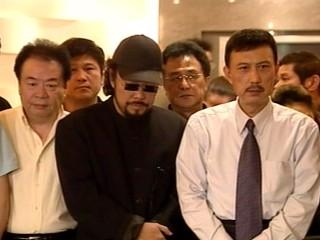 20歲出道走紅，曾上春晚，上吊自殺十多天才被發現，享年59歲！
