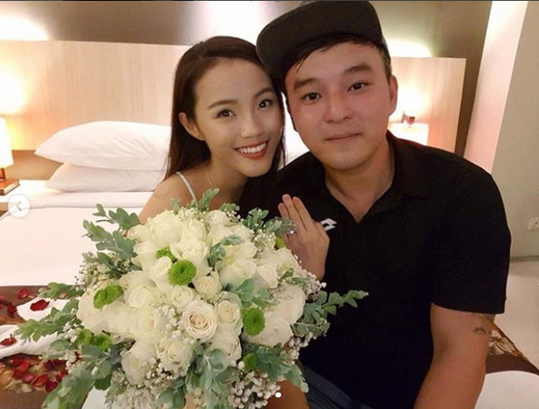 還記得《小孩不笨》超重義氣的他嗎？16年後娶空姐晉升人夫！網驚：「完全認不出來...」