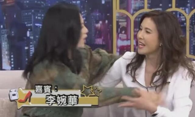 又一前TVB花旦火了，50歲育有3兒女容顏身材不變樣，回巢再拍港劇 !