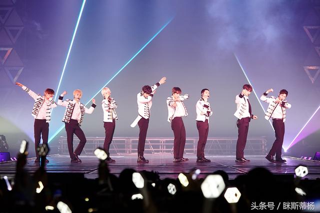 EXO獲得Hanteo Chart K-POP藝人2017年年度第一 