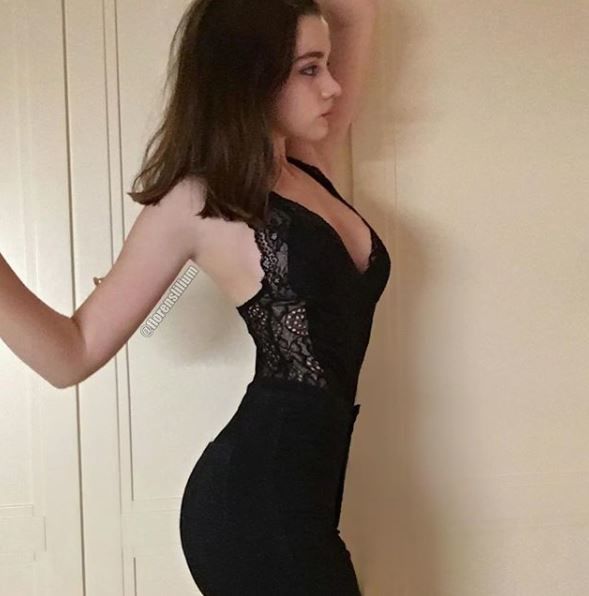 這14歲你敢信？好有料俄羅斯小妹妹 竟讓一票大人全邪惡：基因太扯了！