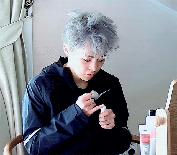 [EXO][新聞]180525 世勳solo舞台《Go》登錄《犯人就是你！》 這不是一句優越就能說明一切的 