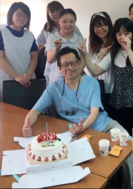  牙助自己跑害醫師被害？網友罵翻但其實真相是...：臉被打的好腫！