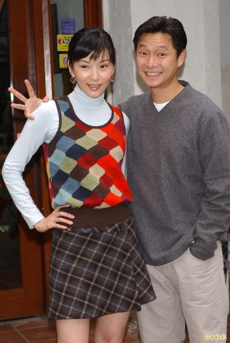 張玉嬿帶「4個女兒」宣告復出！50歲的她「愛過謝祖武」至今依舊單身，原來全因當年... 