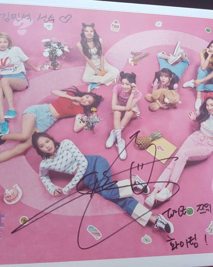 [TWICE][分享]180525 登上NAVER首頁的彩瑛：享受尋找嘗試新的妝容很hot！ 