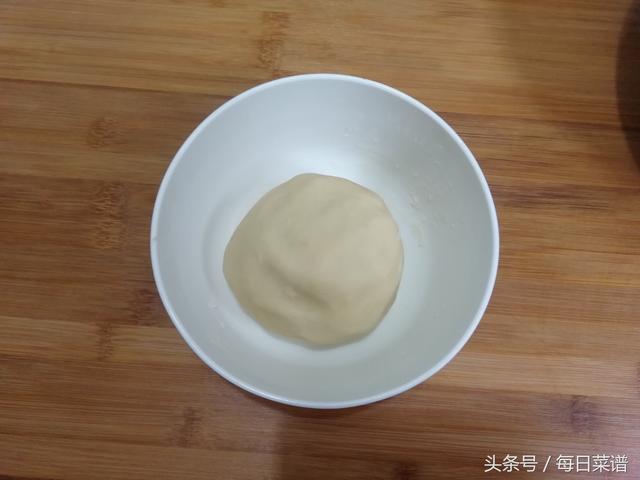 半碗油酥，一碗面，自製千層麻花，香甜酥脆，層次多，做法超簡單