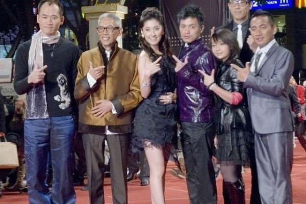《海角》班底8年後重聚！叛逆小鋼琴手「大大」已是大學生，漂亮到網友直呼「戀愛了！」 