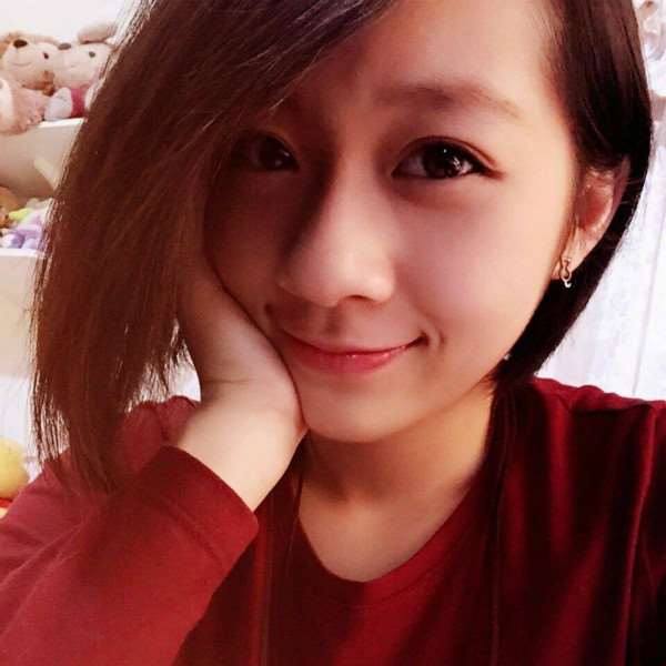 《海角》班底8年後重聚！叛逆小鋼琴手「大大」已是大學生，漂亮到網友直呼「戀愛了！」 