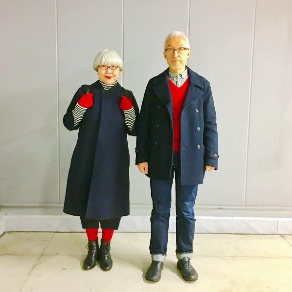 日本60歲夫妻「37年來每天穿情侶裝」潮爆，時尚總監級穿搭讓網友直呼老了也要像他們一樣！
