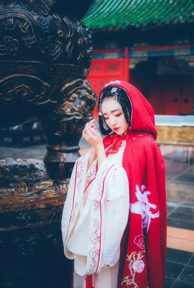 如果你的臉上有這5種特徵之一，祖上積德，陰德多，福氣多！ 