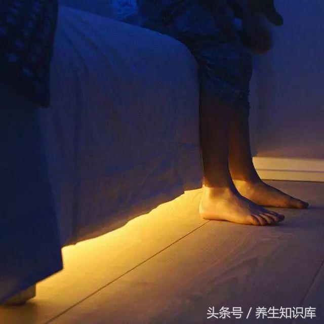 一天當中，這4個時刻，要喝好「救命水」，很重要，不渴也要喝！