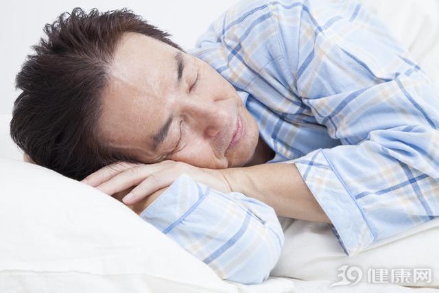 夏天要幾點睡覺？睡多久才健康？這裡說得很透徹！